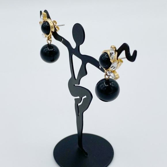 Vintage Trifari Rhinestone Dangle Earrings - Picture 3 of 7